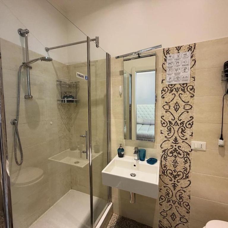 B&B Elisir - Camera Tripla con Bagno Privato - 4