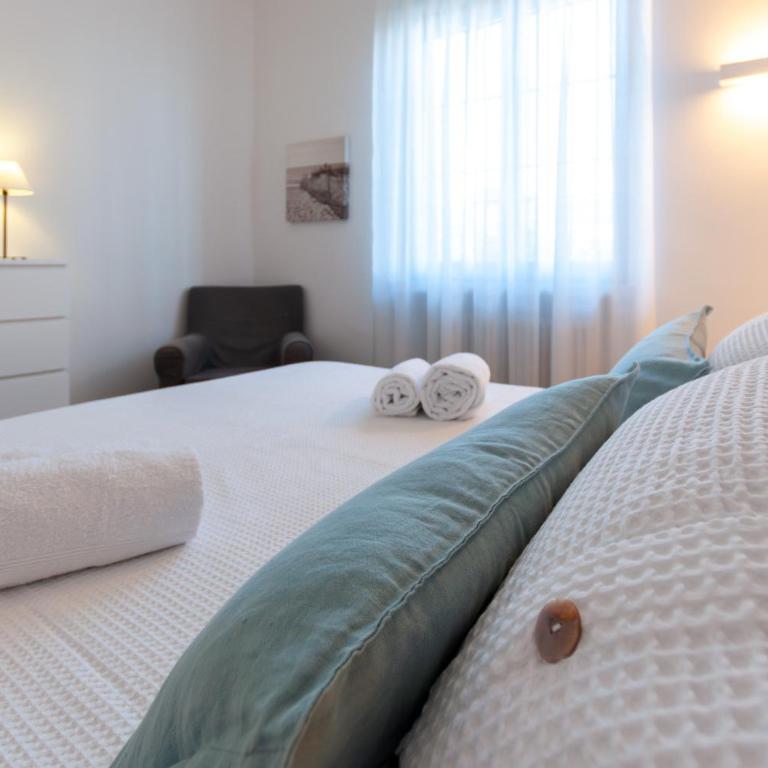 La Lanterna Bianca - Two-Bedroom House - 11