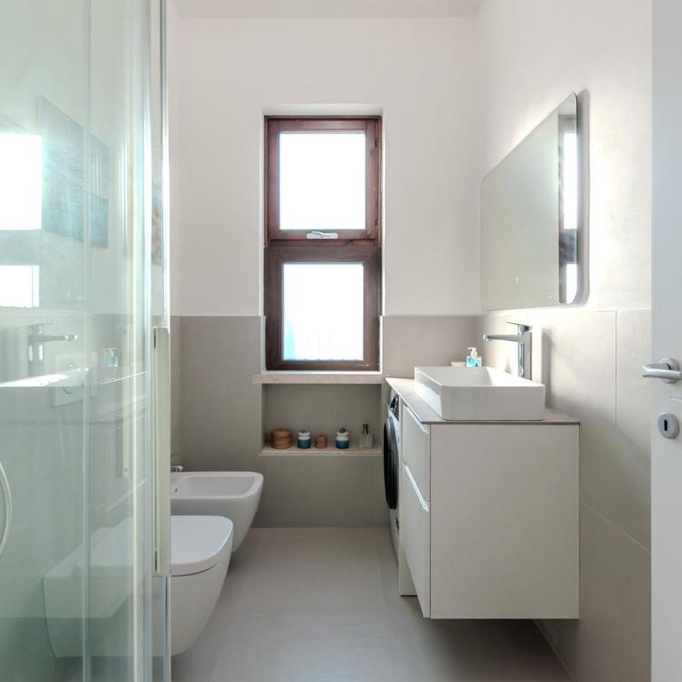 La Lanterna Bianca - Two-Bedroom House - 36