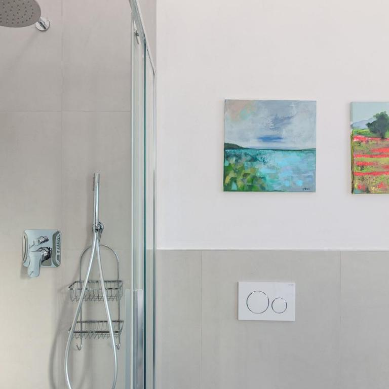 La Lanterna Bianca - Two-Bedroom House - 38