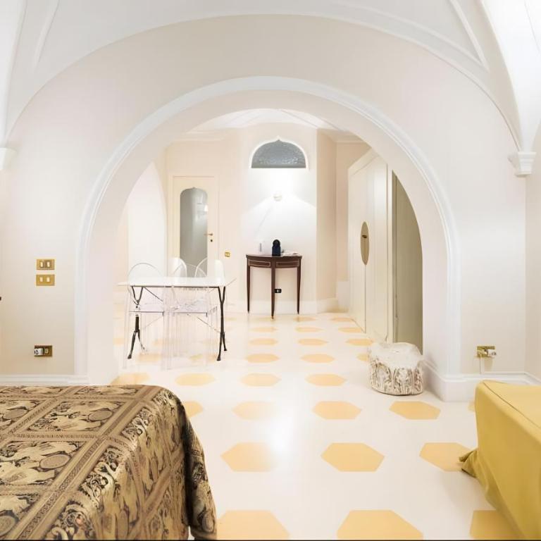 Rione Monti Charming Suite Colosseo - Appartamento con doccia - 5
