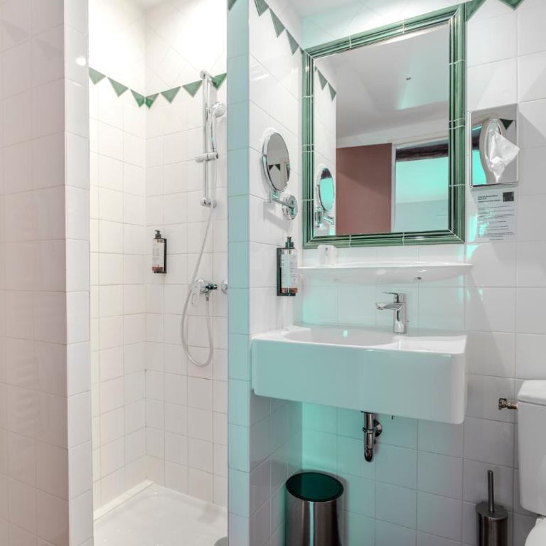 Hotel Burrhus - Chambre Double Standard - 17