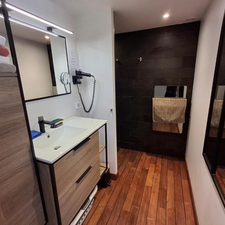 T3 Les Issambres vue mer avec Grande Terrasse et Parking - Appartement 2 Chambres - 15