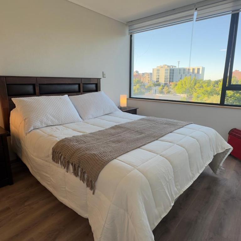 Oceana Suites Los Ángeles - Apartamento de 2 dormitorios con balcón - 10
