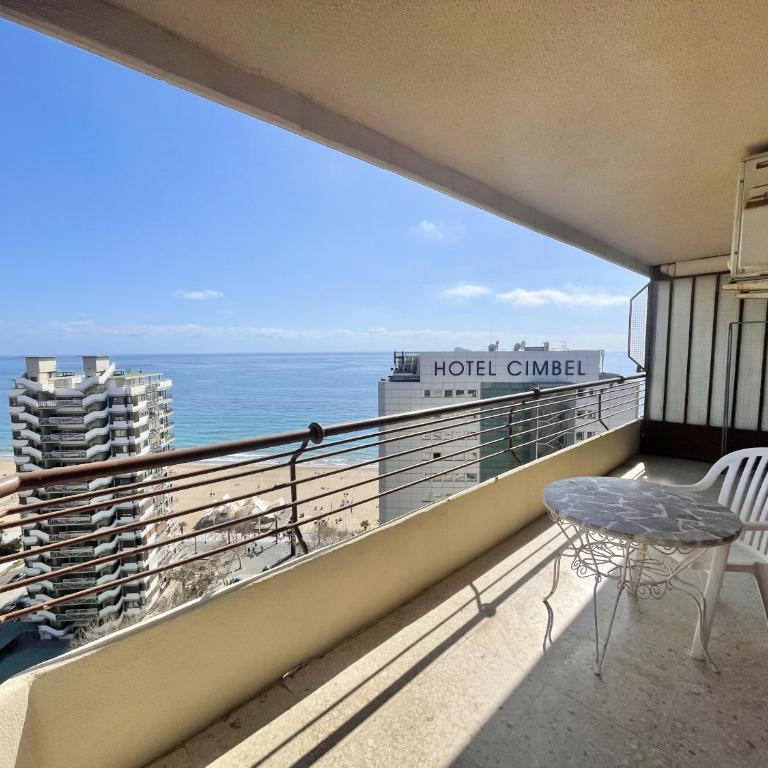 Torre Valencia Sea Views R044 R046 - Apartment - 14