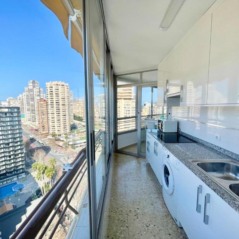 Torre Valencia City Views R045 R047 - Apartment - 18