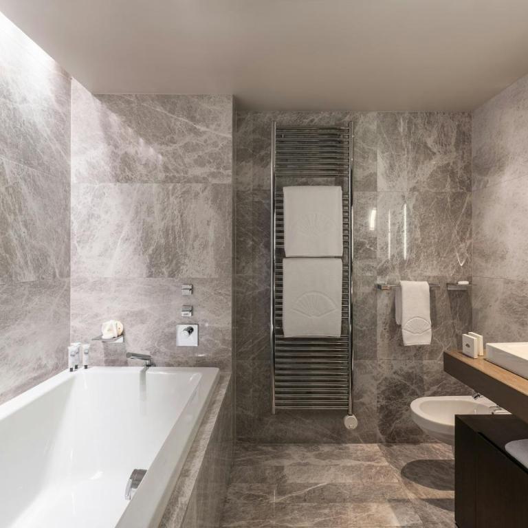 Mandarin Oriental, Geneva - Suite mit Kingsize-Bett und Flussblick - 7