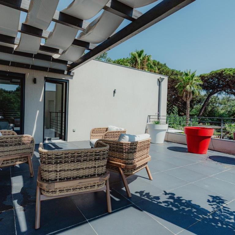 Villa Ryx avec piscine - Villa con vistas al mar - 24