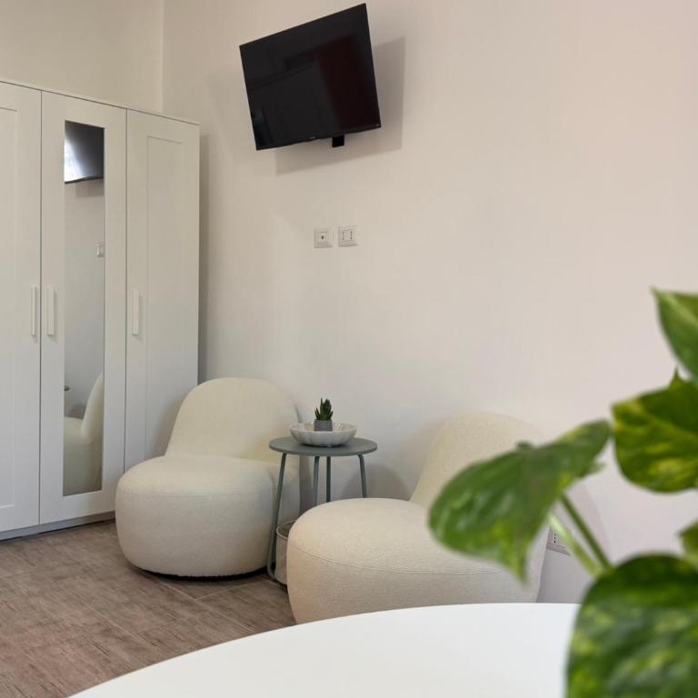 Casba Green - One-Bedroom Apartment - 4