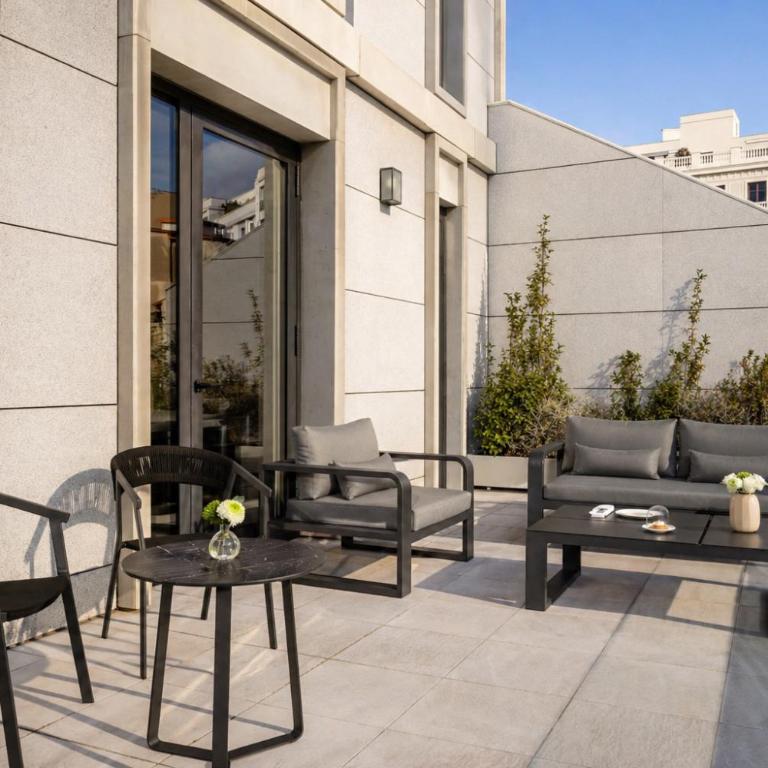 VP Plaza España Design - Junior Suite with Terrace - 1