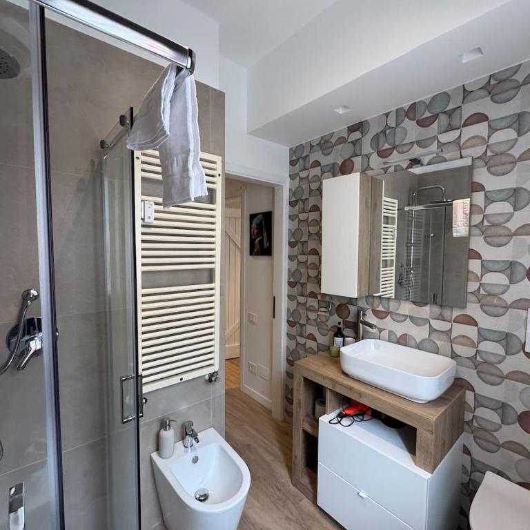 Bellano Garden House - 5 minuti a piedi dall'Orrido - Appartamento con 2 Camere da Letto - 31