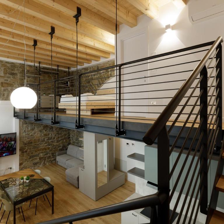 Petrarca design loft a Trieste - Appartamento con 1 Camera da Letto - 1