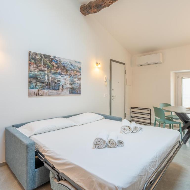 China House - Historic Apt in Central Menaggio - Apartment - 4