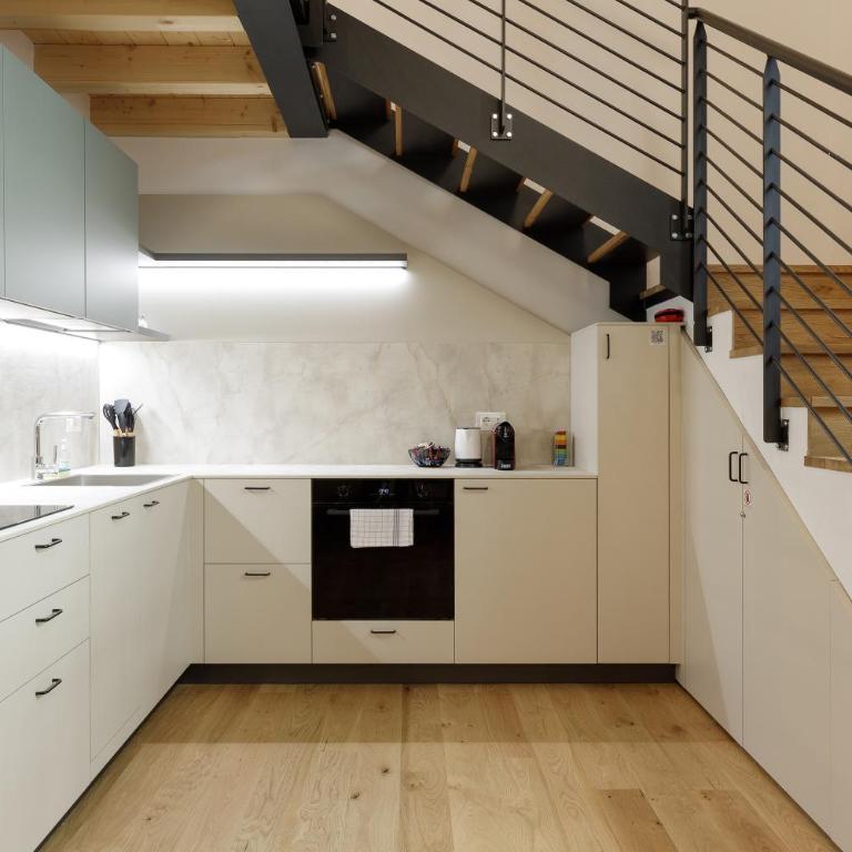 Petrarca design loft a Trieste - Appartamento con 1 Camera da Letto - 30