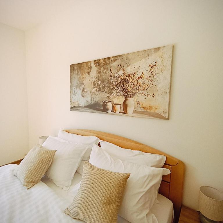 Villa Olea - King Room with Mountain View - 6