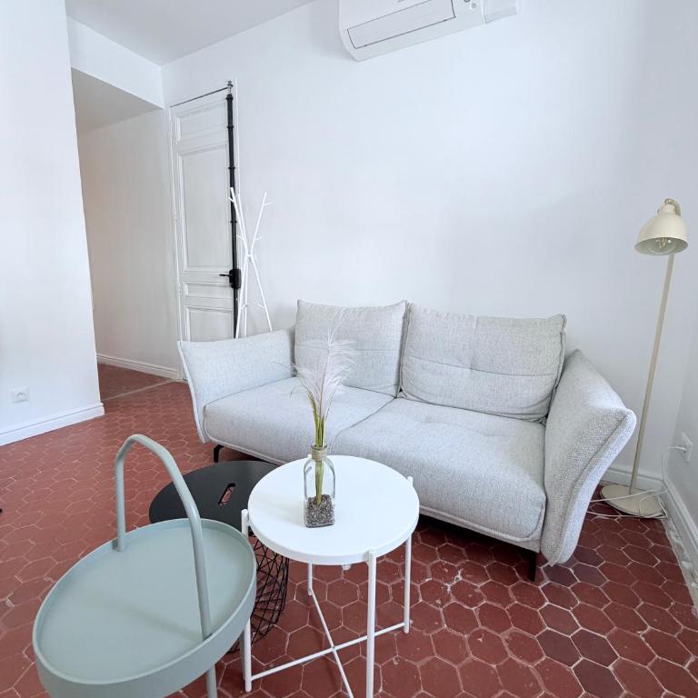 3 chambres spacieux lumineux climatisé à 2 pas du Vieux Port - Appartement 3 Chambres - 37