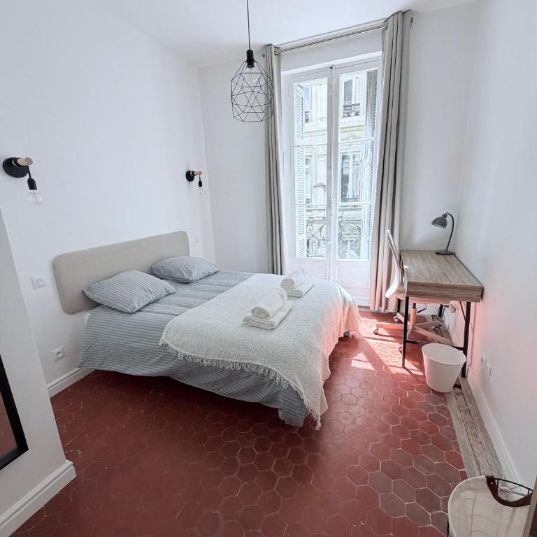 3 chambres spacieux lumineux climatisé à 2 pas du Vieux Port - Appartement 3 Chambres - 39