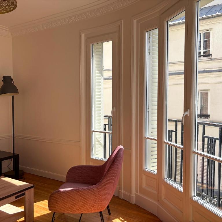 Élégant 2 pièces haussmannien avec balcon Paris 5e - Appartement 2 Chambres - 15