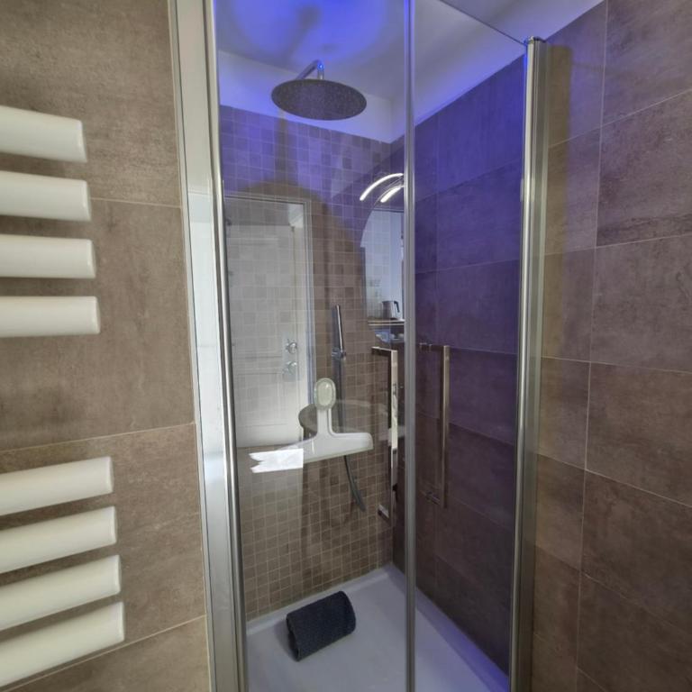 PapalePapale B&B - Camera Singola con Bagno Privato - 4
