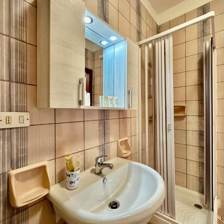 EGV Center Apartment By Housilia - One-Bedroom Apartment - 35