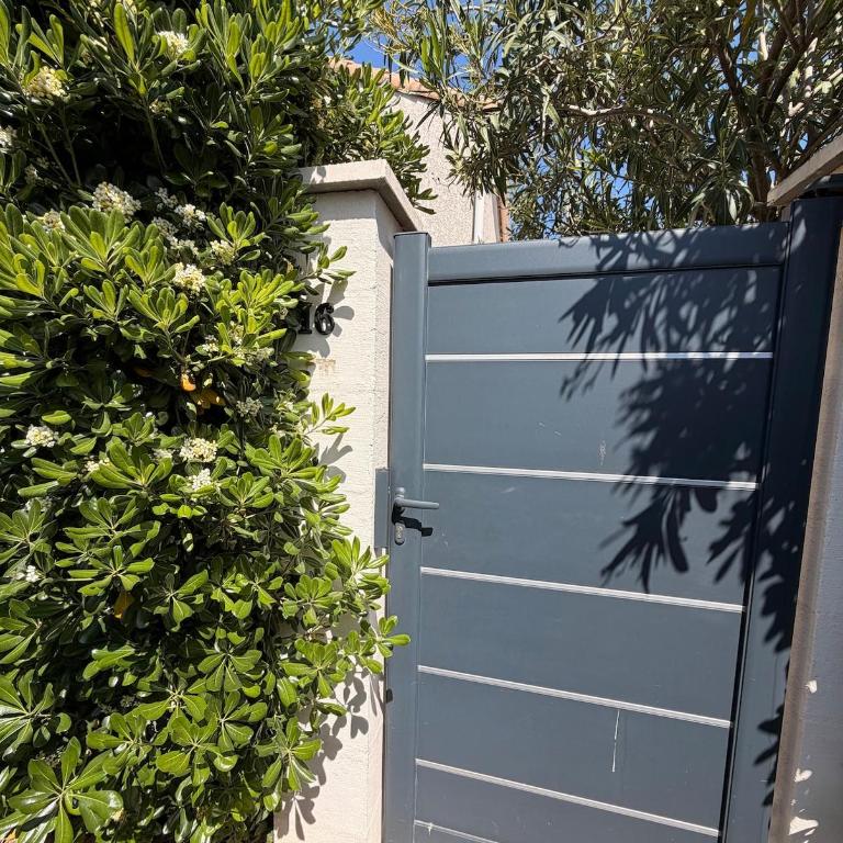 T3 climatisé à l'abri des regards - plage à 200m - Maison 2 Chambres - 11