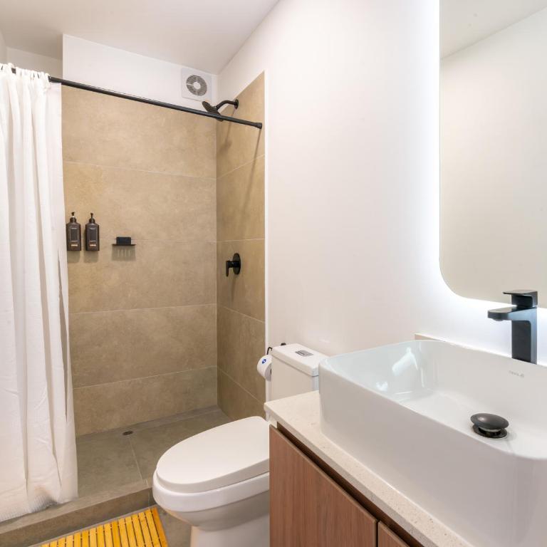 Arrieta 271 Collection by Geko - Deluxe One-Bedroom Apartment - 16