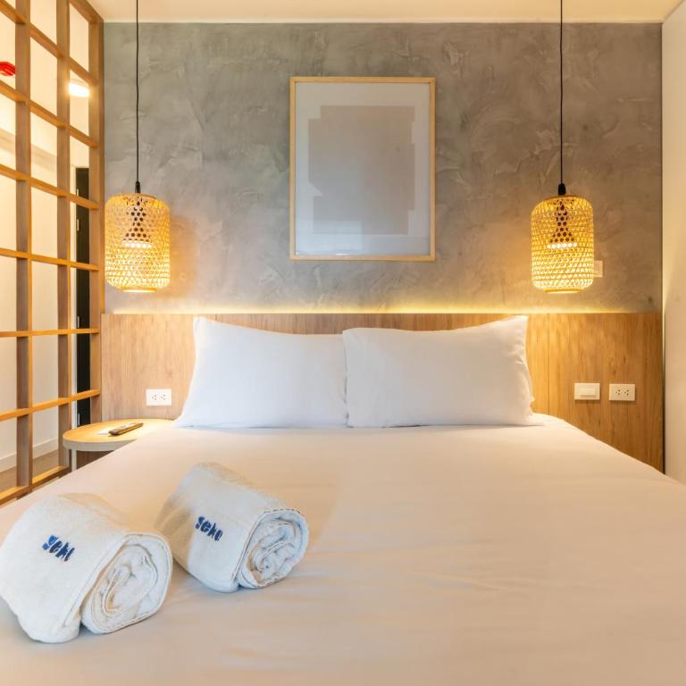 Arrieta 271 Collection by Geko - Deluxe One-Bedroom Apartment - 1