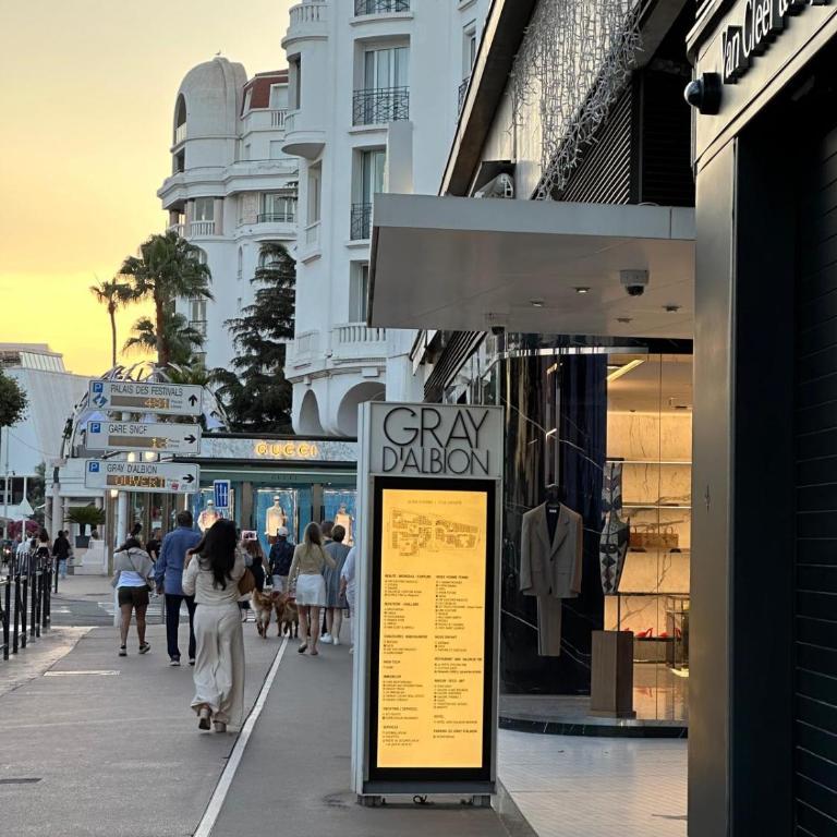 Elegant Apartment in Gray Albion - Parking, Central Cannes - Superior Apartment mit Stadtblick - 38