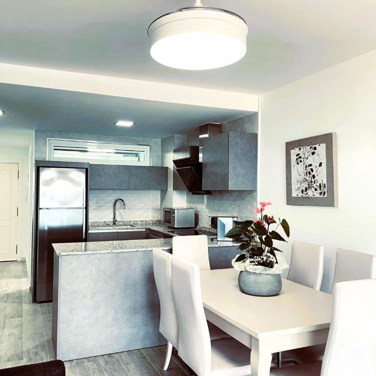 Espacio I - Two-Bedroom Apartment with Sea View - 6