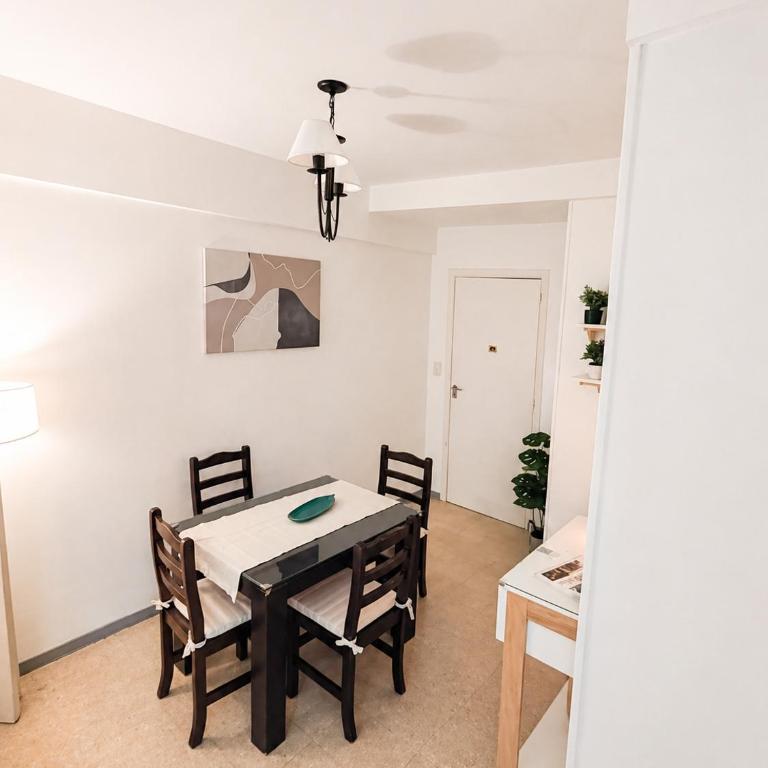 Departamento 2 ambientes en el centro, cerca de playas y casino - One-Bedroom Apartment - 6
