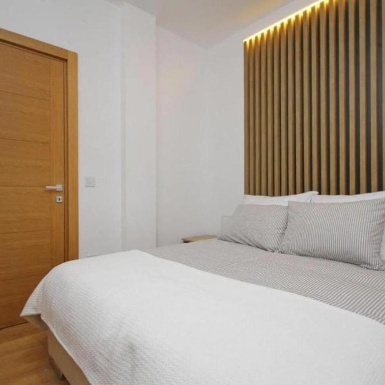 Apartman La Corona - Two-Bedroom Apartment - 5