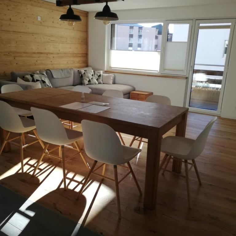 Haus Rhätikon 1. OG, links - Apartment mit 3 Schlafzimmern - 2