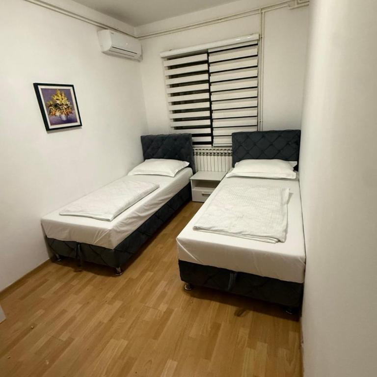 Apartmani Pejton Ilidza - Apartment - Ground Floor - 8