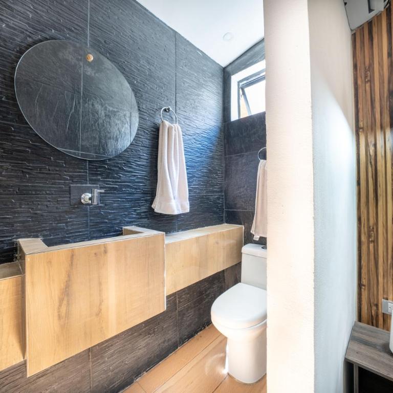 Provenza! Golden Jacuzzi - 5BR only 1 Block from lleras - Apartment - 11