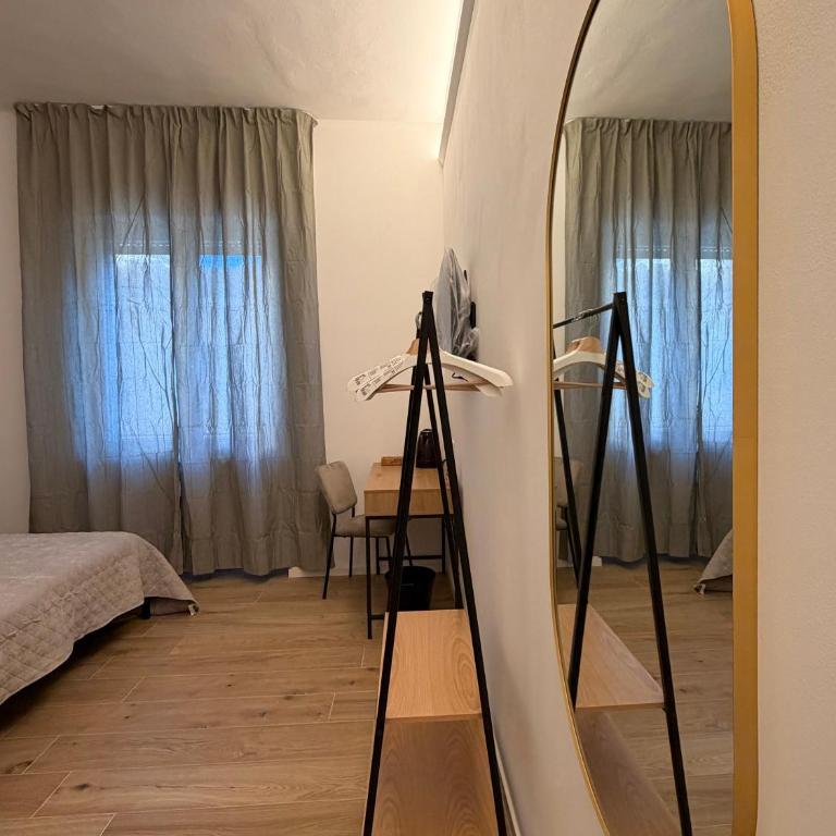 Domus Lavagna Smart Rooms - Camera Matrimoniale con Bagno Privato - 2