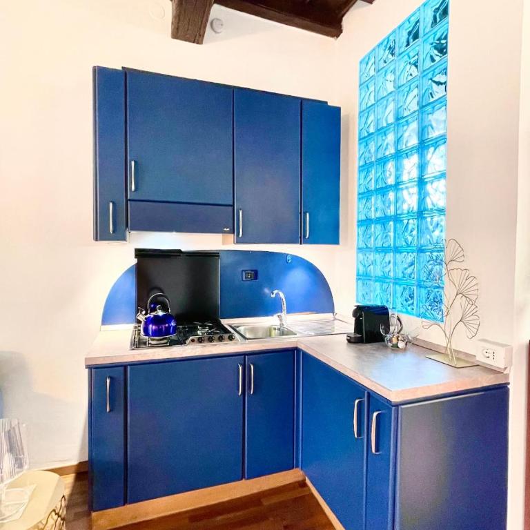 Lovely and Panoramic Suite in the Heart of Turin - Monolocale con Divano-Letto - 9