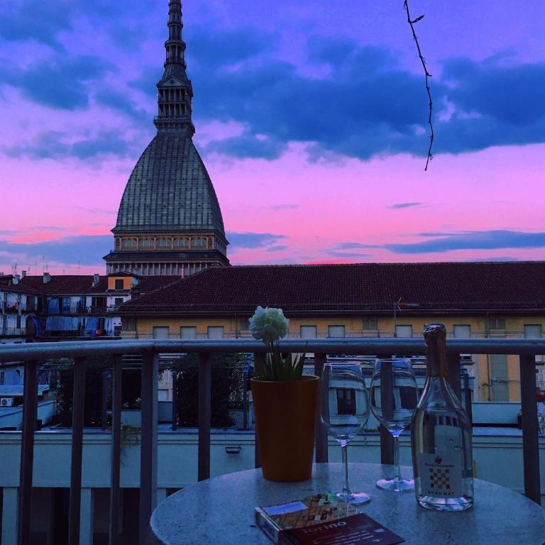 Lovely and Panoramic Suite in the Heart of Turin - Monolocale con Divano-Letto - 1