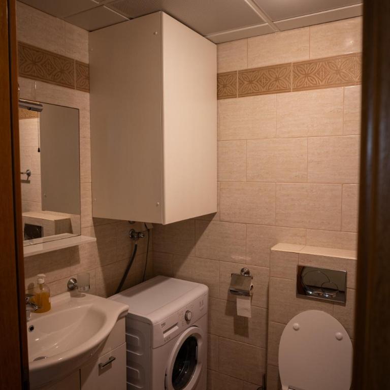 One Bedroom Apartment near Bečići Beach - One-Bedroom Apartment - 13
