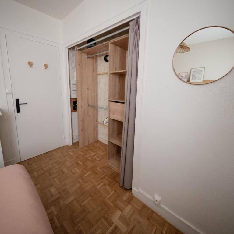 T3 lumineux avec balcon et parking, 6 pers, Procé - Apartment mit 2 Schlafzimmern - 10