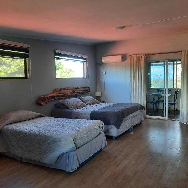 Hotel Uka Mana - Standard Triple Studio - 8