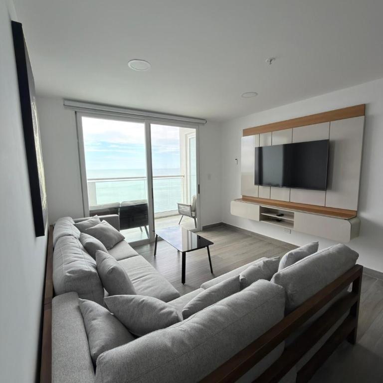 Sunset Luxury Penthouse - Ocean Club - Three-Bedroom Apartment - 1