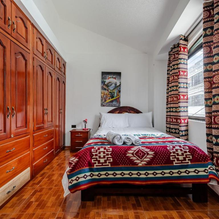 Casa junto al Mercado Copacabana centro de Otavalo - Three-Bedroom House - 22