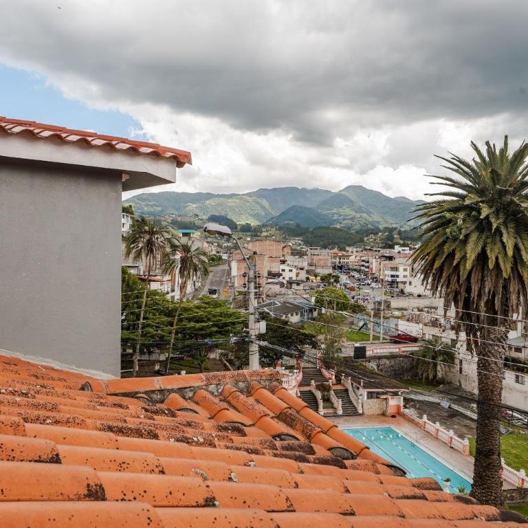 Casa junto al Mercado Copacabana centro de Otavalo - Three-Bedroom House - 40