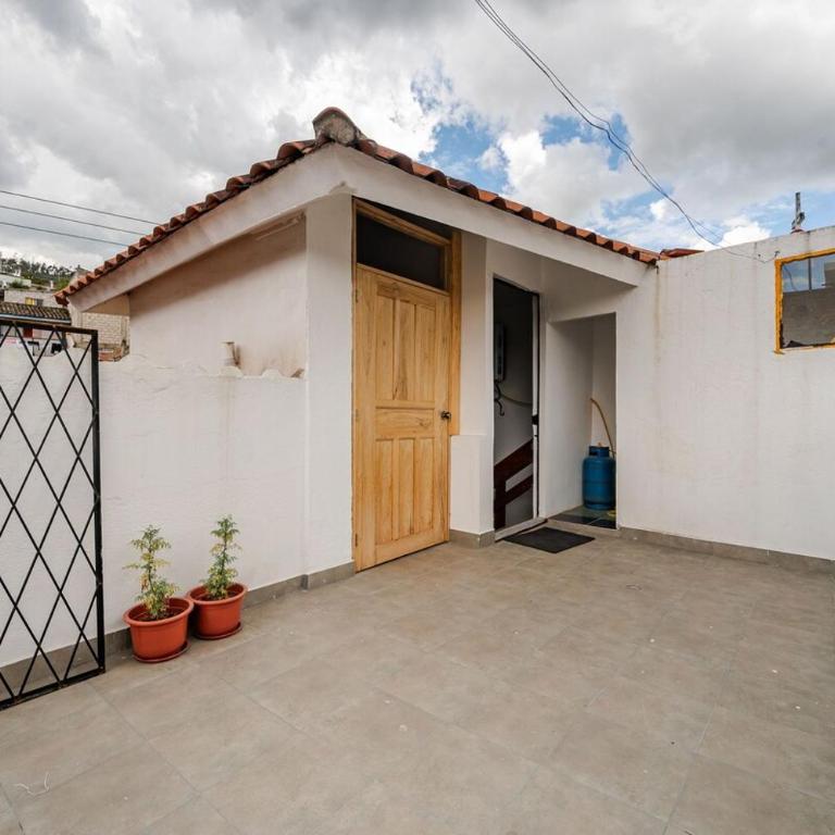 Casa junto al Mercado Copacabana centro de Otavalo - Three-Bedroom House - 60