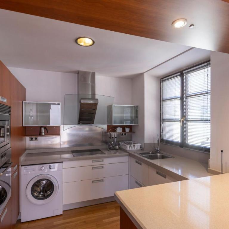 THE COOL FLAT - Two-Bedroom Apartment - 10