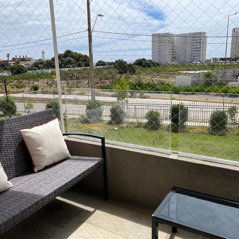 Departamento con vista al faro a pasos de la playa - Two-Bedroom Apartment - 3