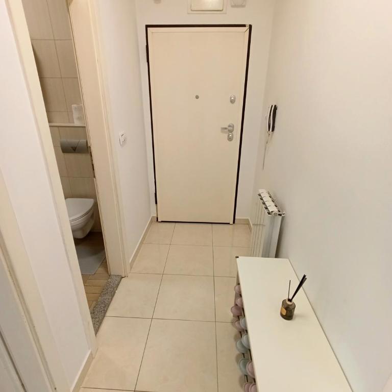 LuxApart Mejtas City Centar free garage - Apartman sa 2 Spavaće Sobe - 10