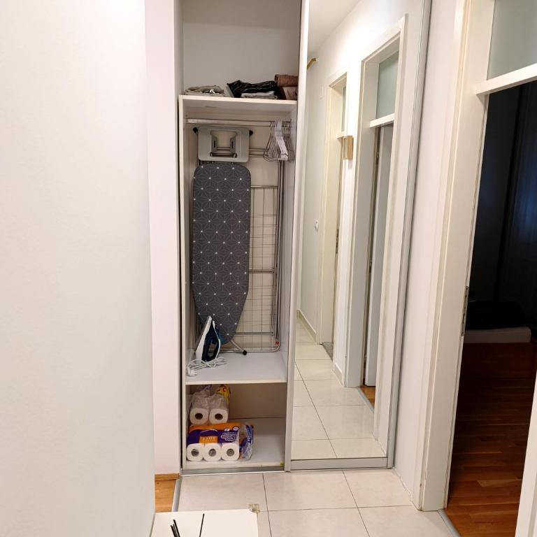 LuxApart Mejtas City Centar free garage - Apartman sa 2 Spavaće Sobe - 3