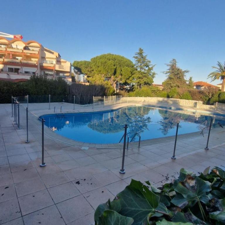 La Perle d'Antibes - 2 pièces, vue mer & piscine - Apartment mit 2 Schlafzimmern - 3