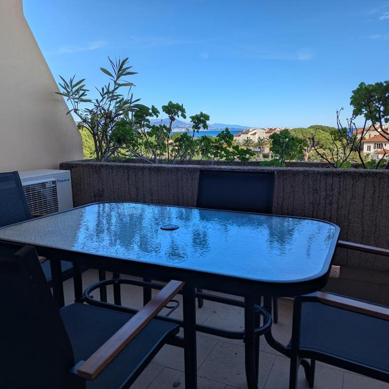 La Perle d'Antibes - 2 pièces, vue mer & piscine - Apartment mit 2 Schlafzimmern - 16